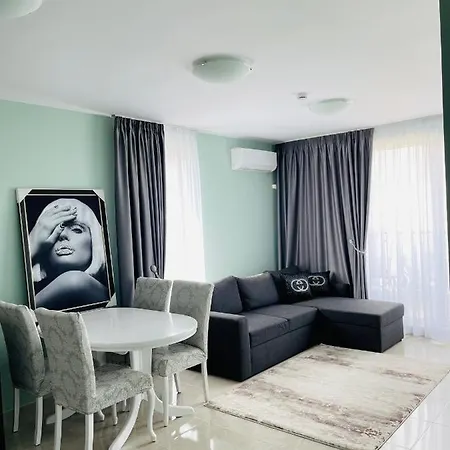 Admiral Plaza Daire Sunny Beach