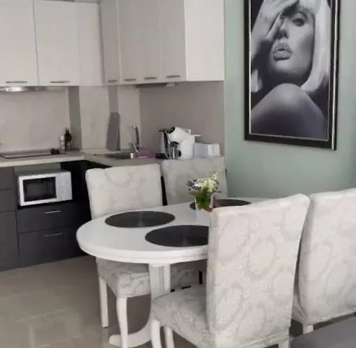 Admiral Plaza * Slantchev Briag